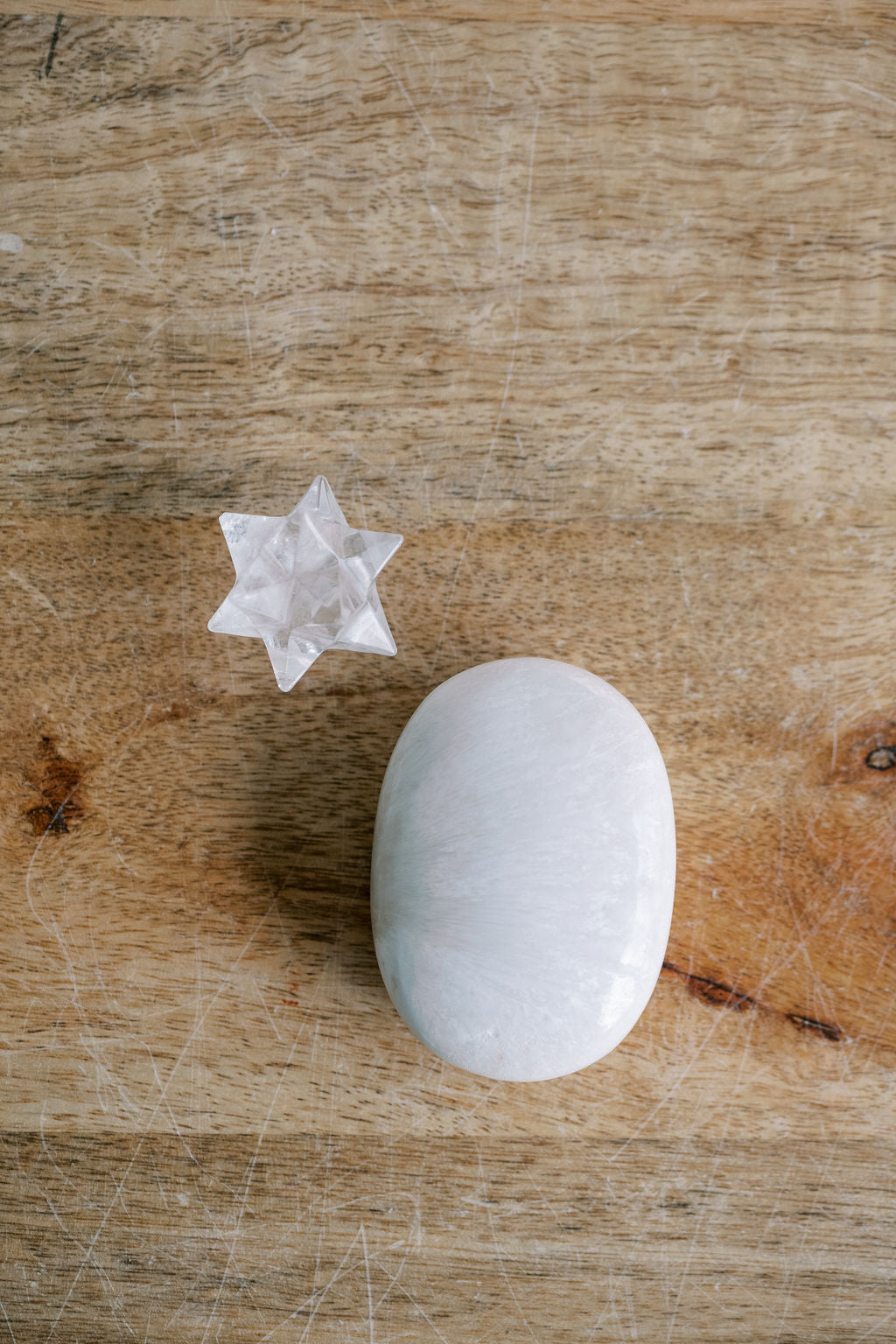 Scolecite 'Restful' Palm Stone